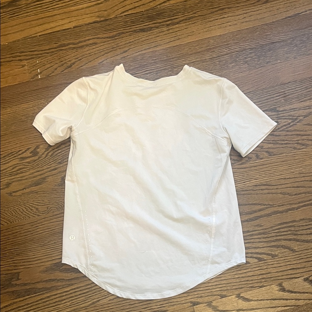 lululemon athletica Women's Short Sleeve Tee in White - Picture 2 of 3